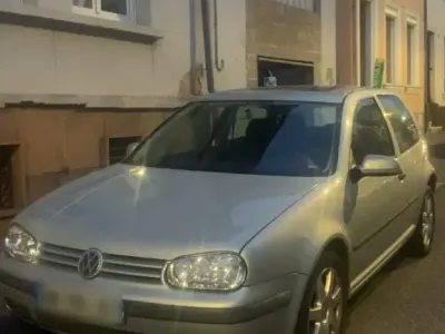 Gebraucht VW Golf IV 75 PS (55 kW) 1999 Kleinwagen