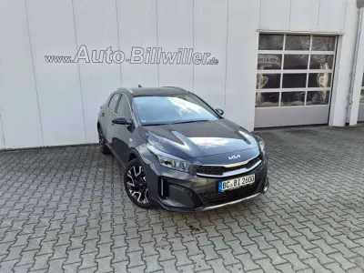 Używany Kia XCeed Comfort 150 KM (110 kW) 2026 Szary SUV