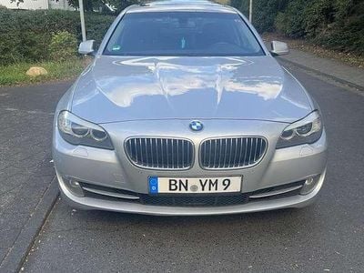 Silber Gebraucht 2012 BMW 520 Efficient Dynamics Limousine | 10.199 € (Etwas zu teuer)