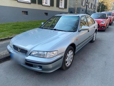 Second-hand Honda Accord 115 CP (84 kW) 1997 Argintiu Berlinǎ