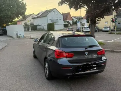 Gebraucht BMW 118 Sport Line 136 PS (100 kW) 2018 Grau Kleinwagen