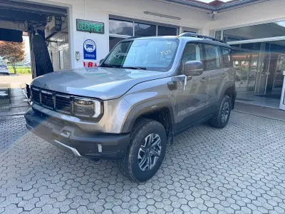 Neu Baic BJ40 162 PS (119 kW) 2026 Grau SUV