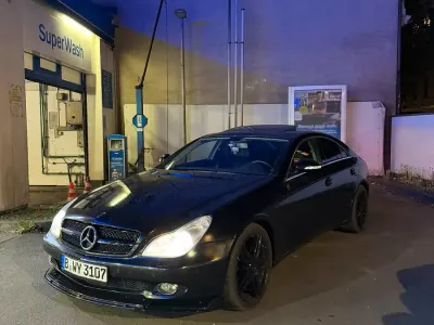 Brugt Mercedes CLS320 224 HK (164 kW) 2007 Sort Sedan