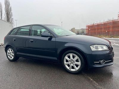 Gebraucht Audi A3 140 PS (102 kW) 2011 Blau Limousine