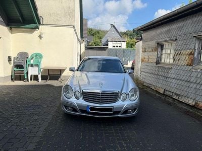 Mercedes E220