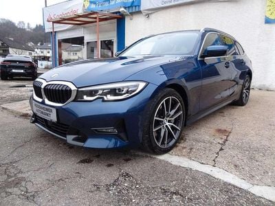 Phytonicblau Gebraucht 2022 BMW 330 Sport Line Kombi | 29.990 € (Guter Preis)