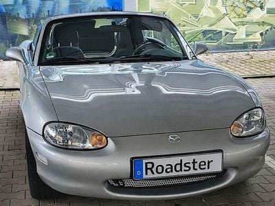Gebraucht Mazda MX5 110 PS (80 kW) 2000 Silber Cabrio