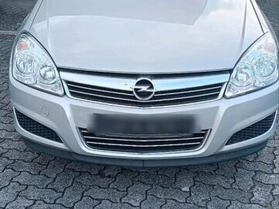 gebraucht Opel Astra Limosiene 1,6 L.