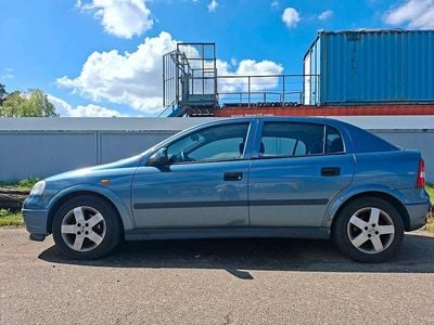 Usata Opel Astra 75 CV (55 kW) 1998 Blu Berlina