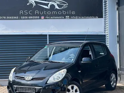 Gebraucht Hyundai i20 Classic 77 PS (56 kW) 2010 Schwarz Kleinwagen