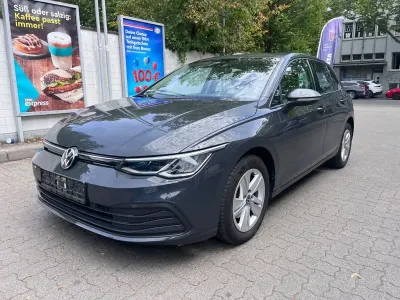 Gebraucht VW Golf VIII Move 116 PS (85 kW) 2023 Grau Limousine