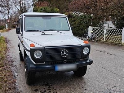 Second-hand Mercedes G300 88 CP (64 kW) 1982 Alb SUV
