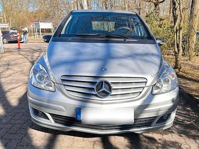 Usata Mercedes B170 116 CV (85 kW) 2006 Argento Monovolume