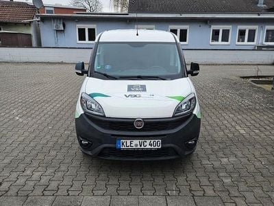 Gebraucht Fiat Doblò 95 PS (69 kW) 2018 Weiß Van / Kleinbus