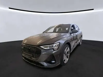 Używany Audi e-tron S-Line 230 kW (313 KM) 2022 Szary SUV