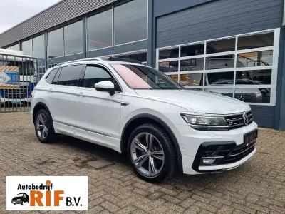 Gebraucht VW Tiguan Allspace R-line 179 PS (131 kW) 2018 Weiß SUV