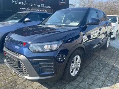 Neu KGM Tivoli 163 PS (119 kW) 2026 Blau SUV