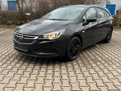 Usata Opel Astra 86 CV (63 kW) 2019 Nero Station wagon