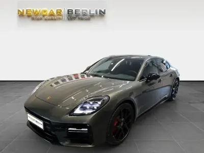 Gebraucht Porsche Panamera 4S 544 PS (400 kW) 2025 Grün Kleinwagen