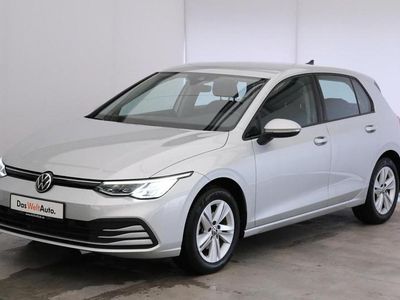 Gebraucht VW Golf VIII Life 150 PS (110 kW) 2022 Silber metallic Kleinwagen