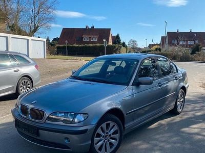 Gebraucht BMW 320 150 PS (110 kW) 2004 Grau Limousine