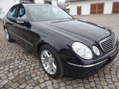 Obsidianschwarz metalliclack Gebraucht 2005 Mercedes E280 Avantgarde Limousine | 5.950 € (Etwas zu teuer)