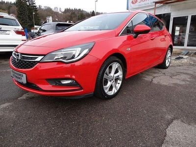 Usata Opel Astra Dynamic 150 CV (110 kW) 2016 Rosso Berlina