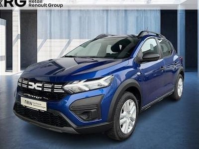 Begagnad Dacia Sandero Essentiel 101 HK (74 kW) 2024 Blå Sedan