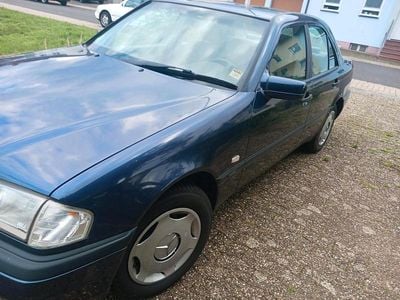 Mercedes E230