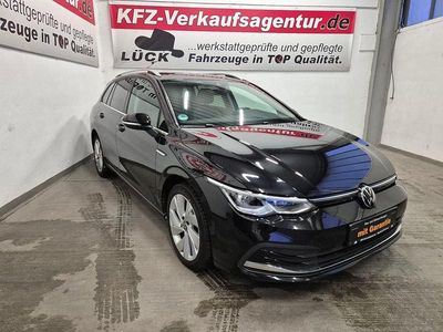 Gebraucht VW Golf VIII Style 150 PS (110 kW) 2021 Deep black perleffekt Kombi