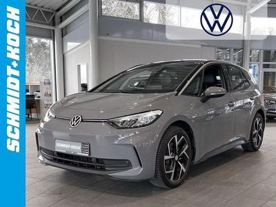 Grau Gebraucht 2024 VW ID.3 Pro Kleinwagen | 28.990 € (Guter Preis)
