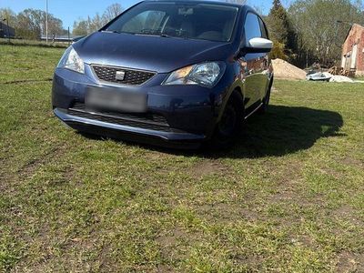 Usata Seat Mii 75 CV (55 kW) 2013 Blu Utilitaria