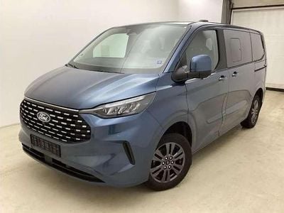 Gebraucht Ford Tourneo Titanium 136 PS (100 kW) 2024 Chromablau metallic Van / Kleinbus