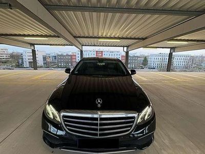 Gebraucht Mercedes E350 Avantgarde 258 PS (189 kW) 2017 Limousine