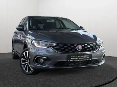Gebraucht Fiat Tipo Easy 120 PS (88 kW) 2017 Grau Limousine