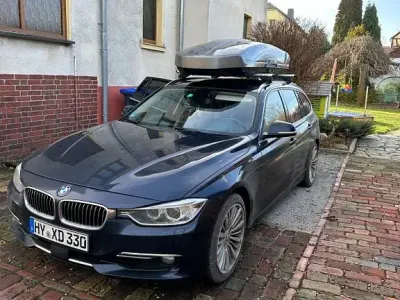 Używany BMW 330 Luxury Line 258 KM (189 kW) 2013 Niebieski Kombi