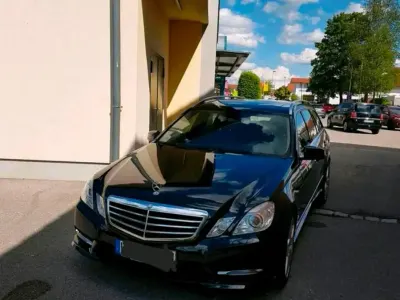 Używany Mercedes E220