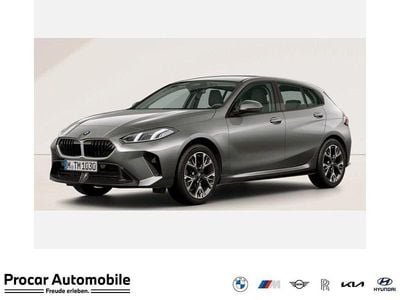 Grau Neu 2026 BMW 120 Kleinwagen | 30.279 € (Superpreis)