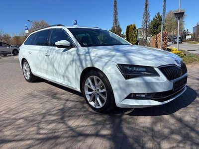Gebraucht Skoda Superb Ambition 190 PS (139 kW) 2017 Weiß Kombi