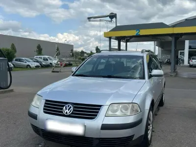 Gebraucht VW Passat 100 PS (73 kW) 2001 Silber Kombi
