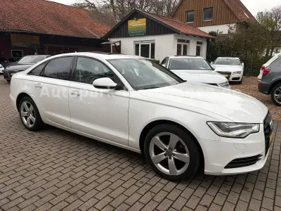 Begagnad Audi A6 Ambiente 177 HK (130 kW) 2015 Vit Sedan