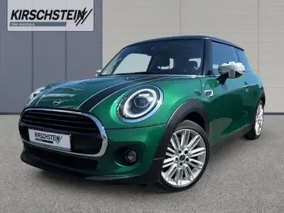 Gebraucht Mini Cooper Chili 136 PS (100 kW) 2020 Gruen Kleinwagen
