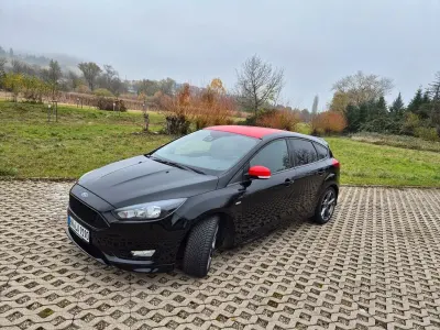 Gebraucht Ford Focus ST-Line 140 PS (102 kW) 2018 Schwarz Limousine