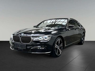 gebraucht BMW 740 i M-SPORT-19"/LASER/H&K/360°/INNO/INDIVIDUAL