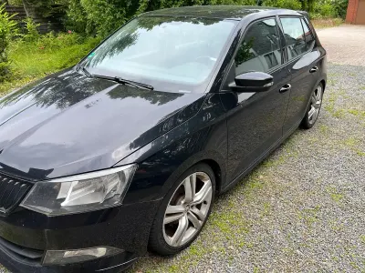 Gebraucht Skoda Fabia 90 PS (66 kW) 2016 Schwarz Kleinwagen