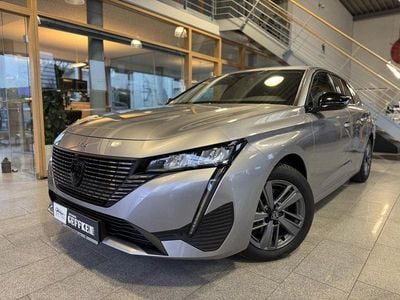 Gebraucht Peugeot 308 SW Allure 131 PS (96 kW) 2024 Artense silber Kombi