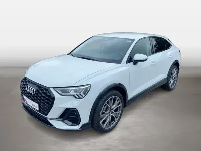 Gebraucht Audi Q3 Sportback Sport 190 PS (139 kW) 2026 Gletscherweiß metallic SUV