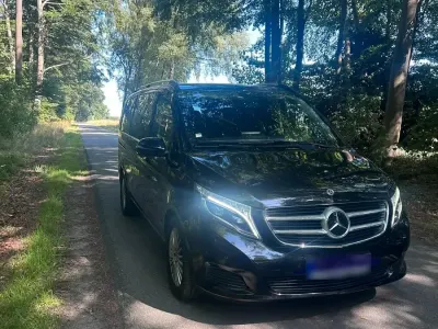 Gebraucht Mercedes V220 163 PS (119 kW) 2018 Schwarz Van / Kleinbus