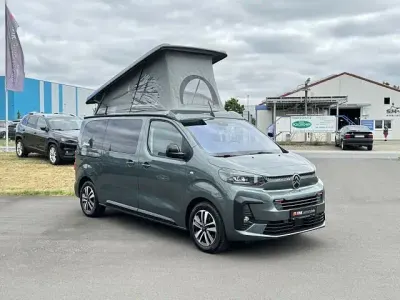 Gebraucht Citroën Spacetourer 177 PS (130 kW) 2025 All terrain grün Van / Kleinbus