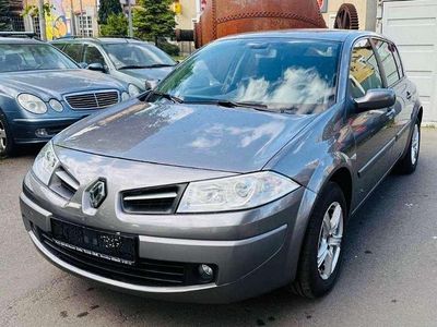 Grau Gebraucht 2008 Renault Mégane II Exception Limousine | 3.200 € (Etwas zu teuer)